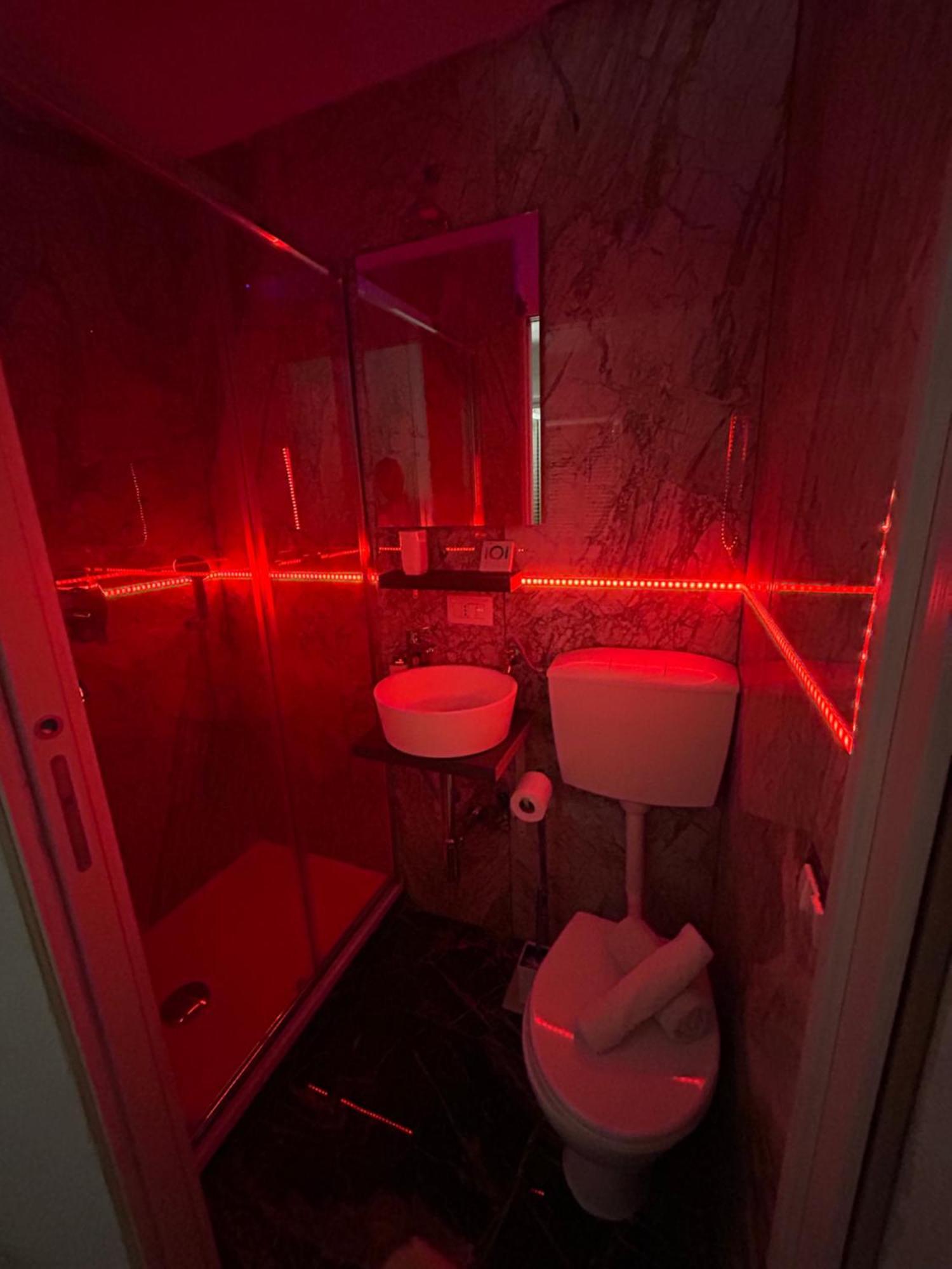 Ale E Nau Hotel Рим Екстериор снимка
