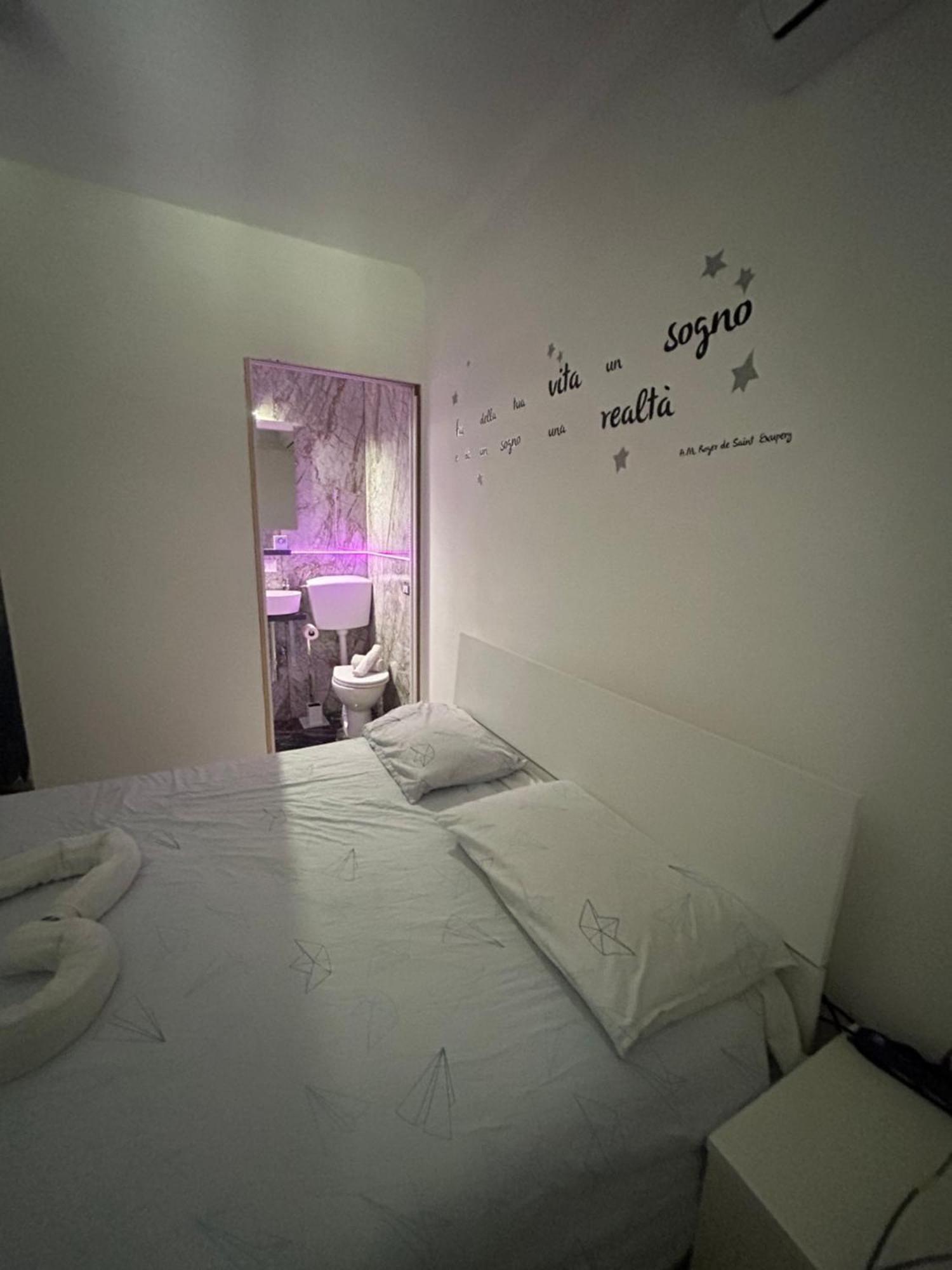 Ale E Nau Hotel Рим Екстериор снимка