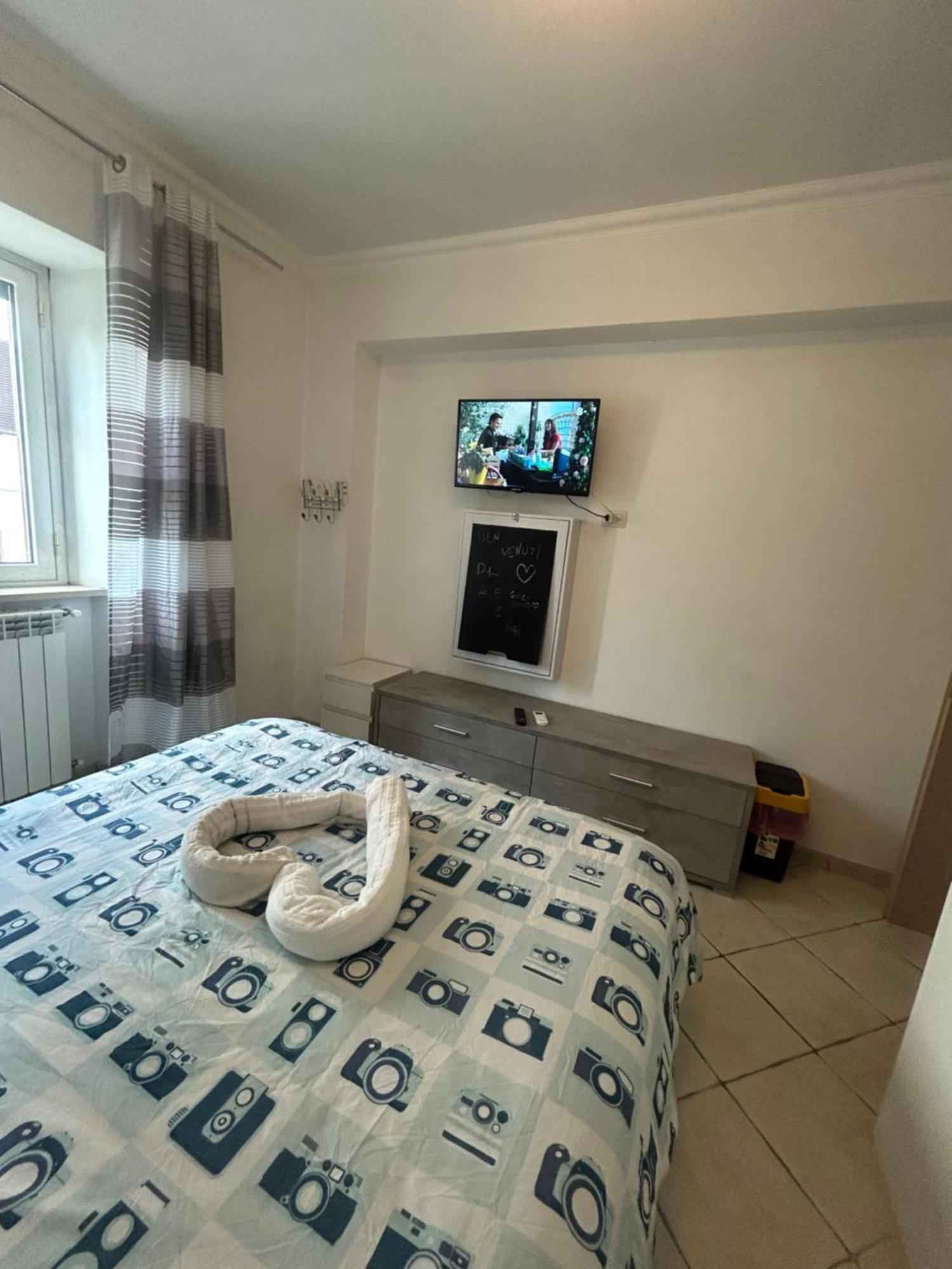 Ale E Nau Hotel Рим Екстериор снимка