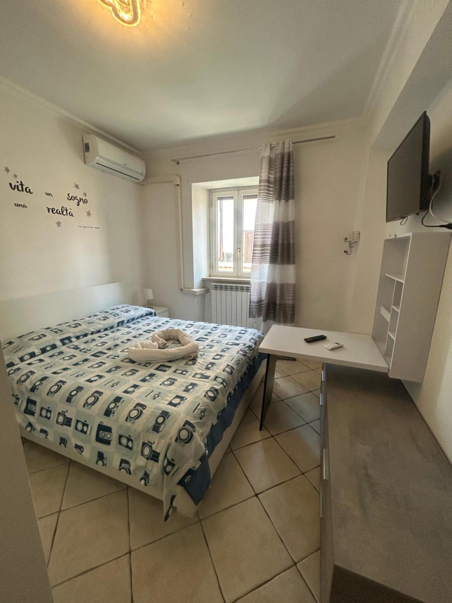 Ale E Nau Hotel Рим Екстериор снимка